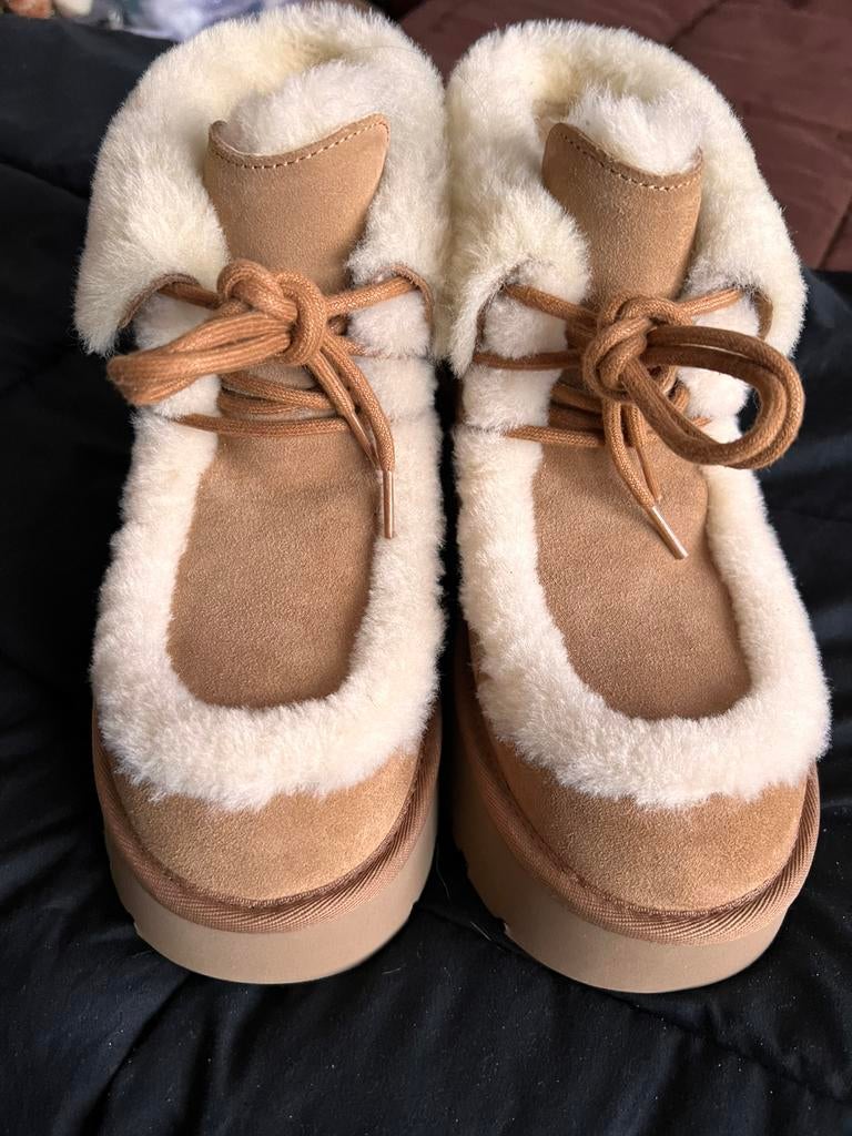 Ugg Esme enkellaarsjes maat 41 nieuw, Ophalen of Verzenden, Nieuw