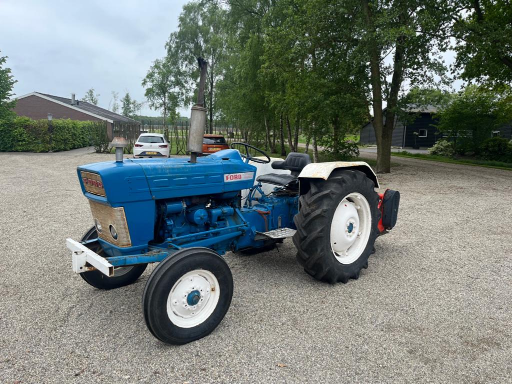 Nette ford 2000 met klepelmaaier, Ophalen, Gebruikt, Tot 80 Pk, Ford