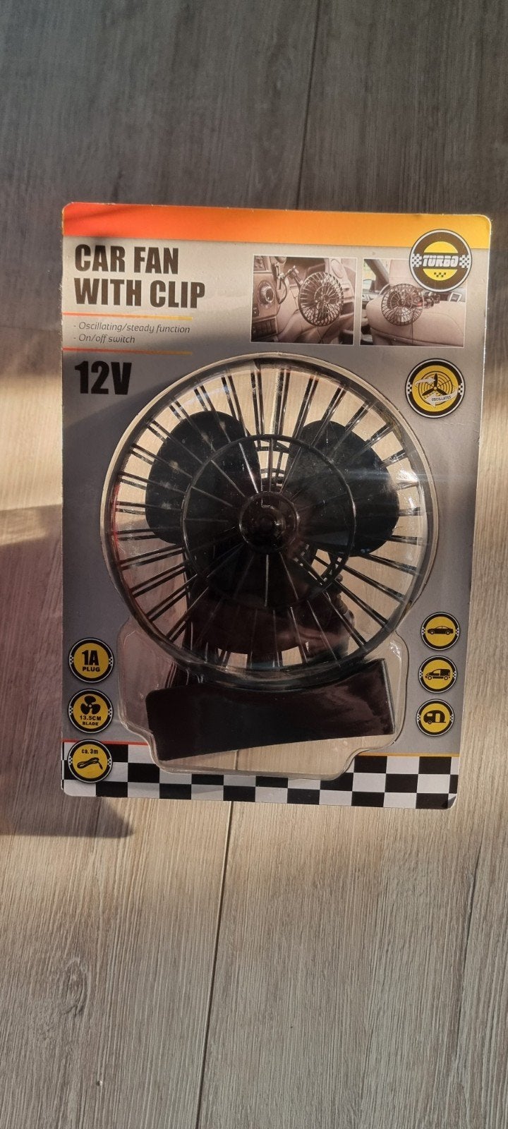 Car fan with clip / autofan, Verzenden
