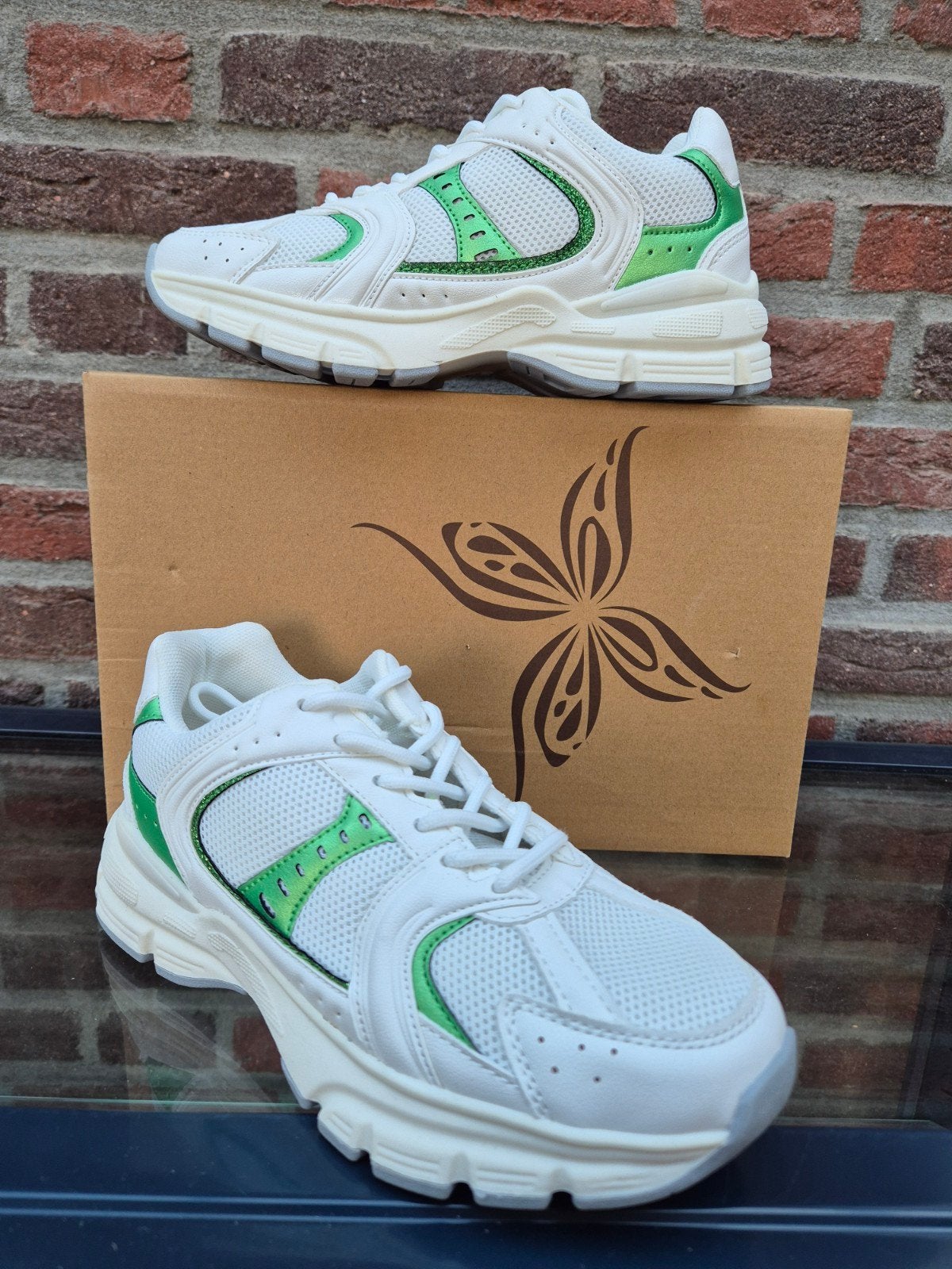 Diverse maten - SHOECOLATE sneaker "LOTTE" - nieuw in doos!, Wit, Shoecolate, Nieuw, Ophalen of Verzenden