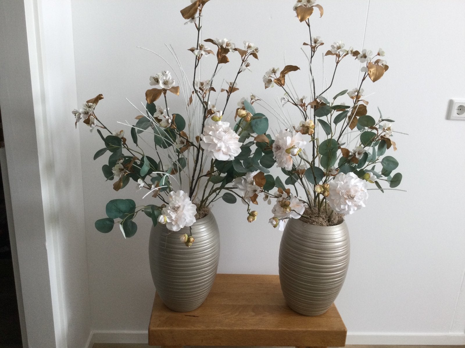Vazen met kunstbloemen, Huis en Inrichting, Woonaccessoires | Kunstplanten en Kunstbloemen, Ophalen, Zo goed als nieuw