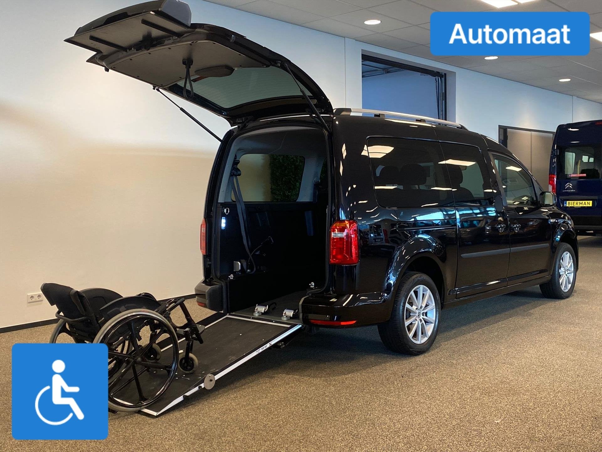 Volkswagen Caddy Maxi Rolstoelauto Automaat 5+1, Automaat, 12 maanden, Gebruikt, Zwart