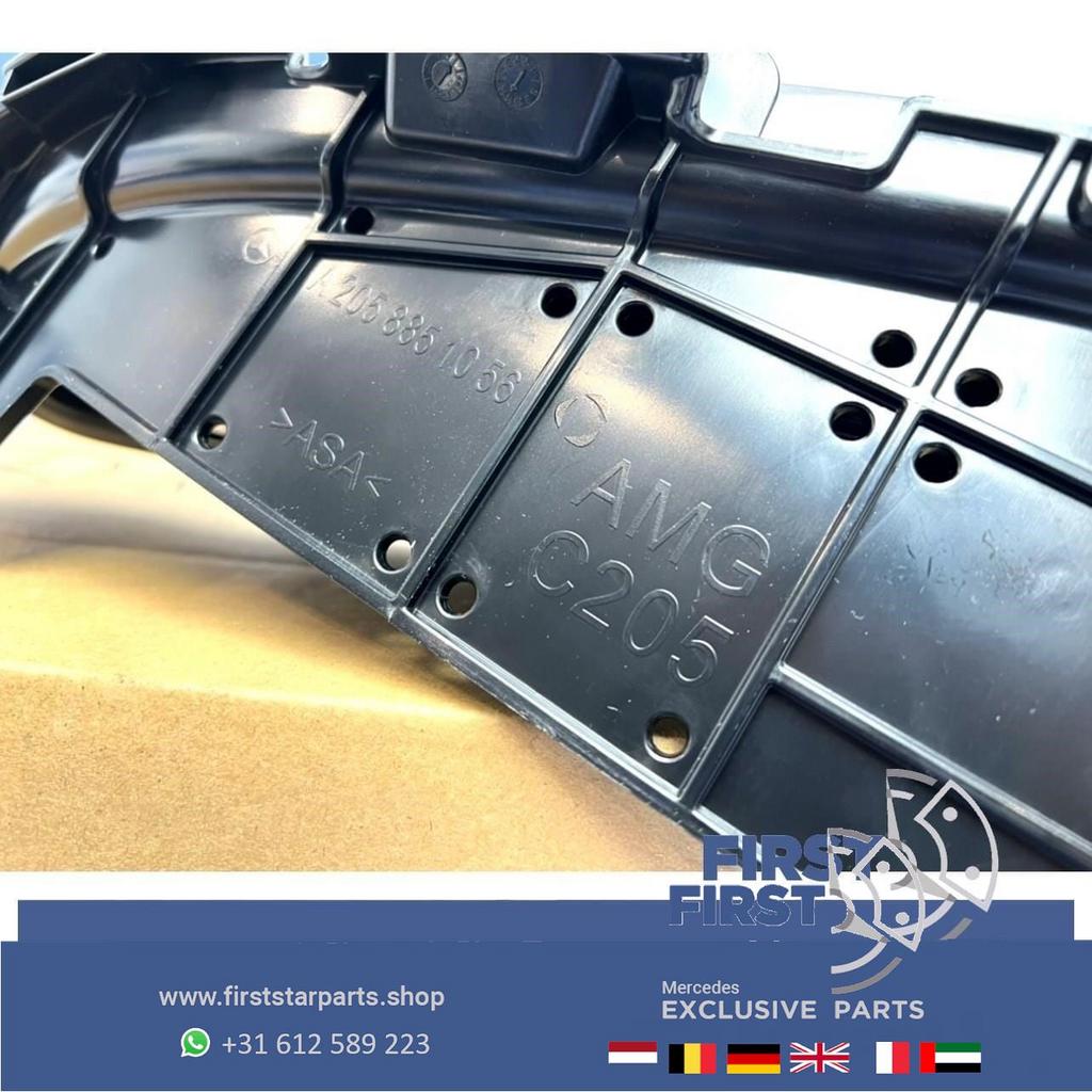 W205 C205 S205 UITLAAT SIERSTUK RECHTS  Mercedes C Klasse 20, Auto diversen, Tuning en Styling, Ophalen of Verzenden, -, -, -