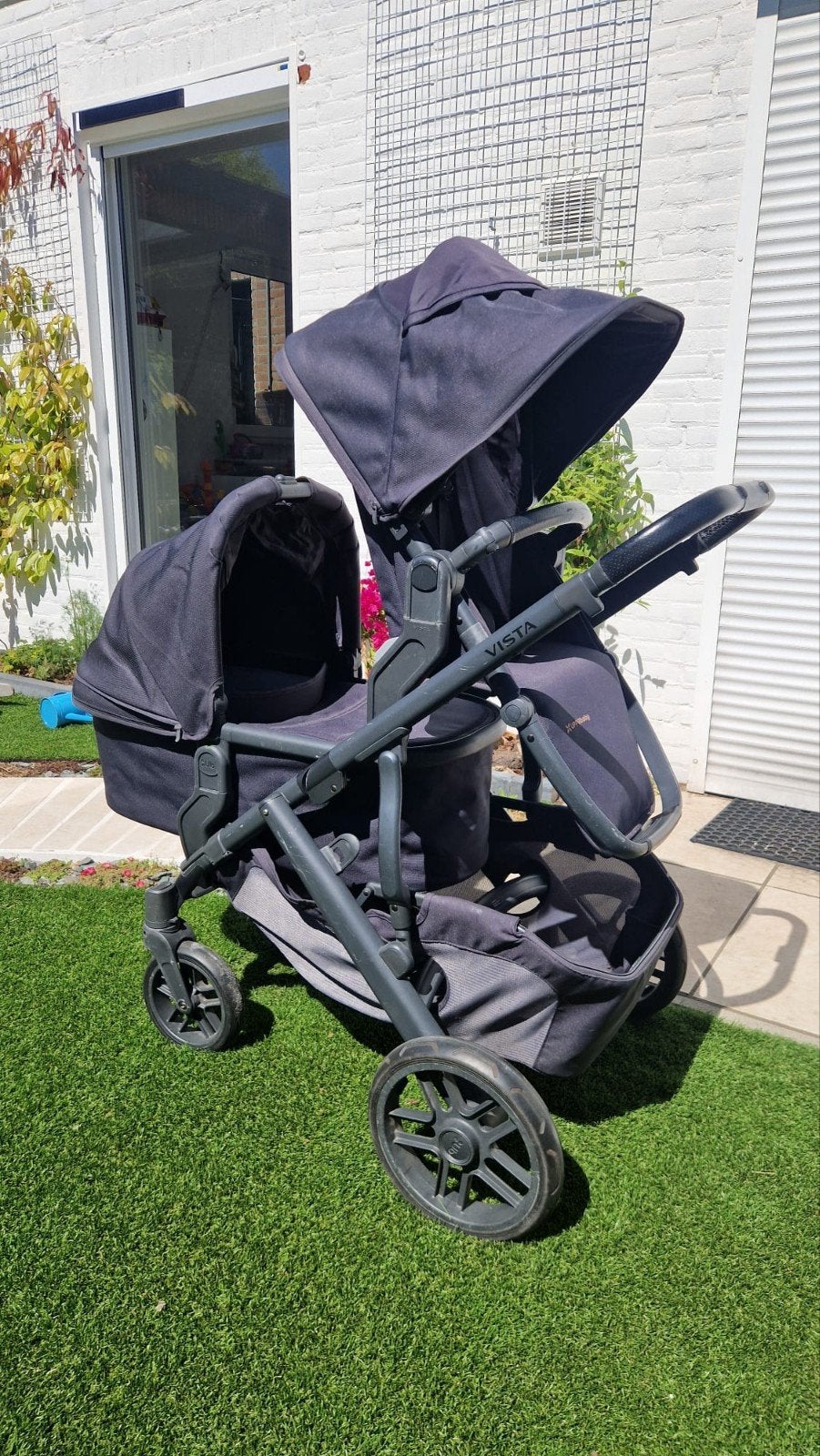UPPAbaby Vista V2 Duo Kinderwagen met Reiswieg en zitje, Gebruikt, Combiwagen, Verstelbare duwstang, Ophalen