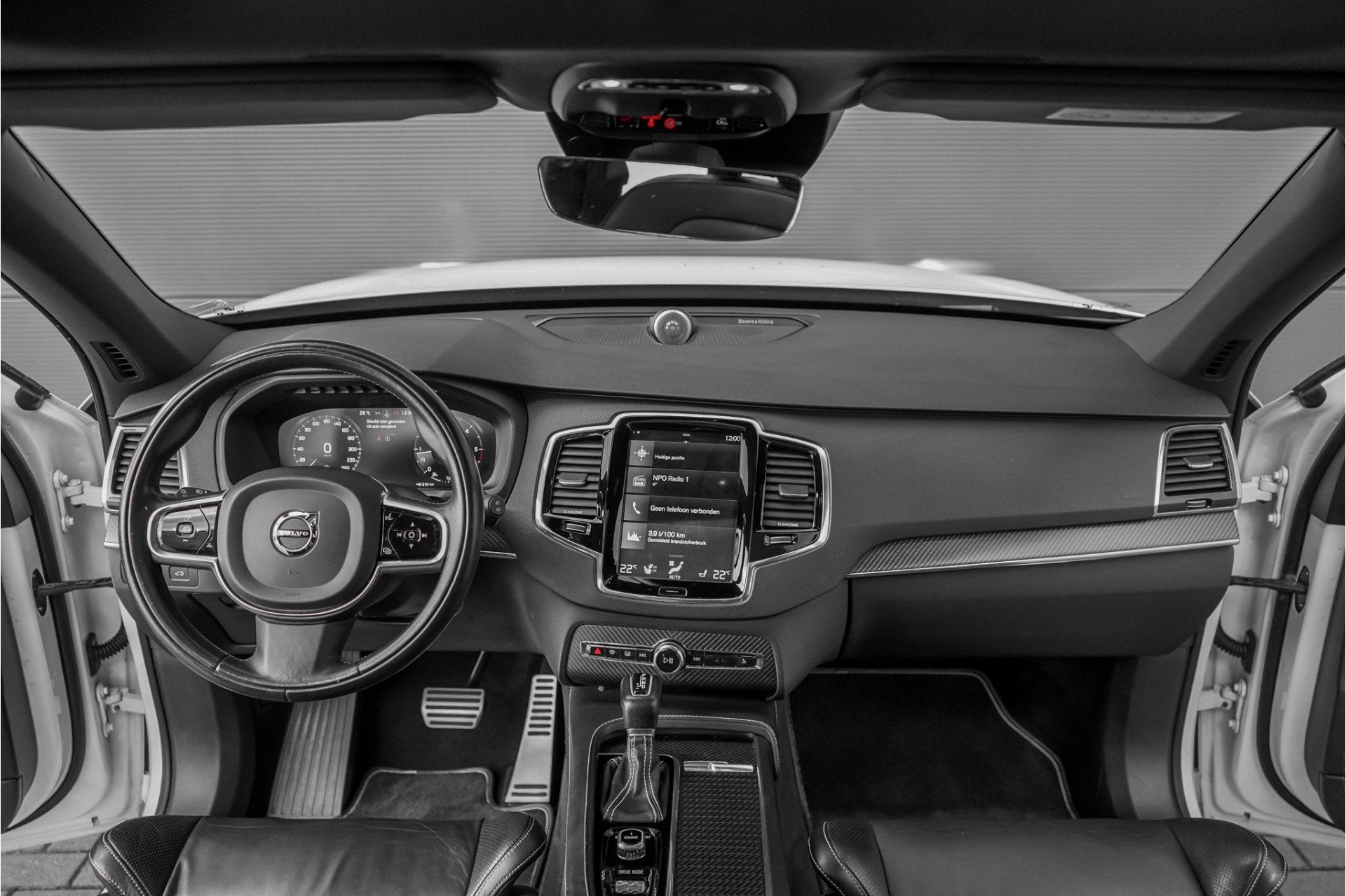 Volvo XC90 2.0 D5 AWD R-Design 7-Pers B&W Trekhaak 22", Gebruikt, 4 cilinders, 7 stoelen, Wit