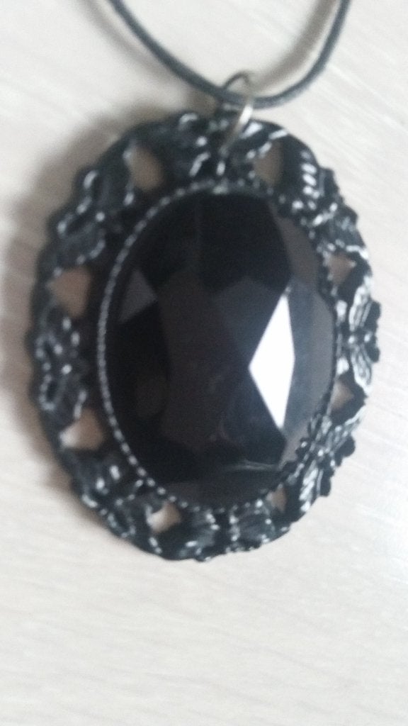 Z.g.n. ketting, zwart. Hanger van kunststof., Met hanger, Kunststof, Zwart, Ophalen of Verzenden
