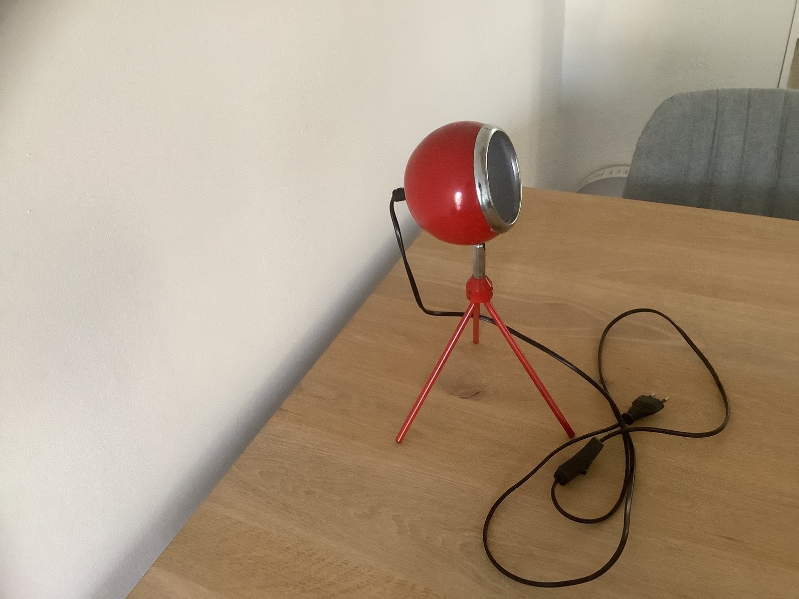 Red Eyeball Desk Lamp, Gebruikt, Vintage, Ophalen of Verzenden, Rood