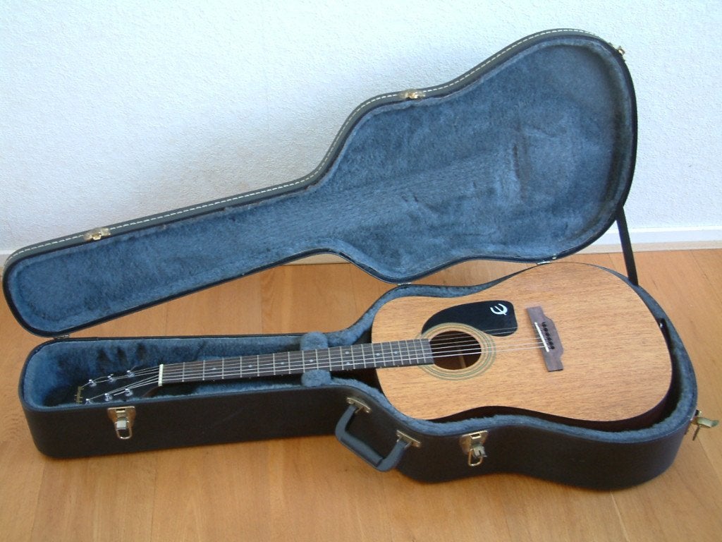 Epiphone western  met kist, Muziek en Instrumenten, Ophalen of Verzenden, Gebruikt, Western- of Steelstringgitaar, Met koffer
