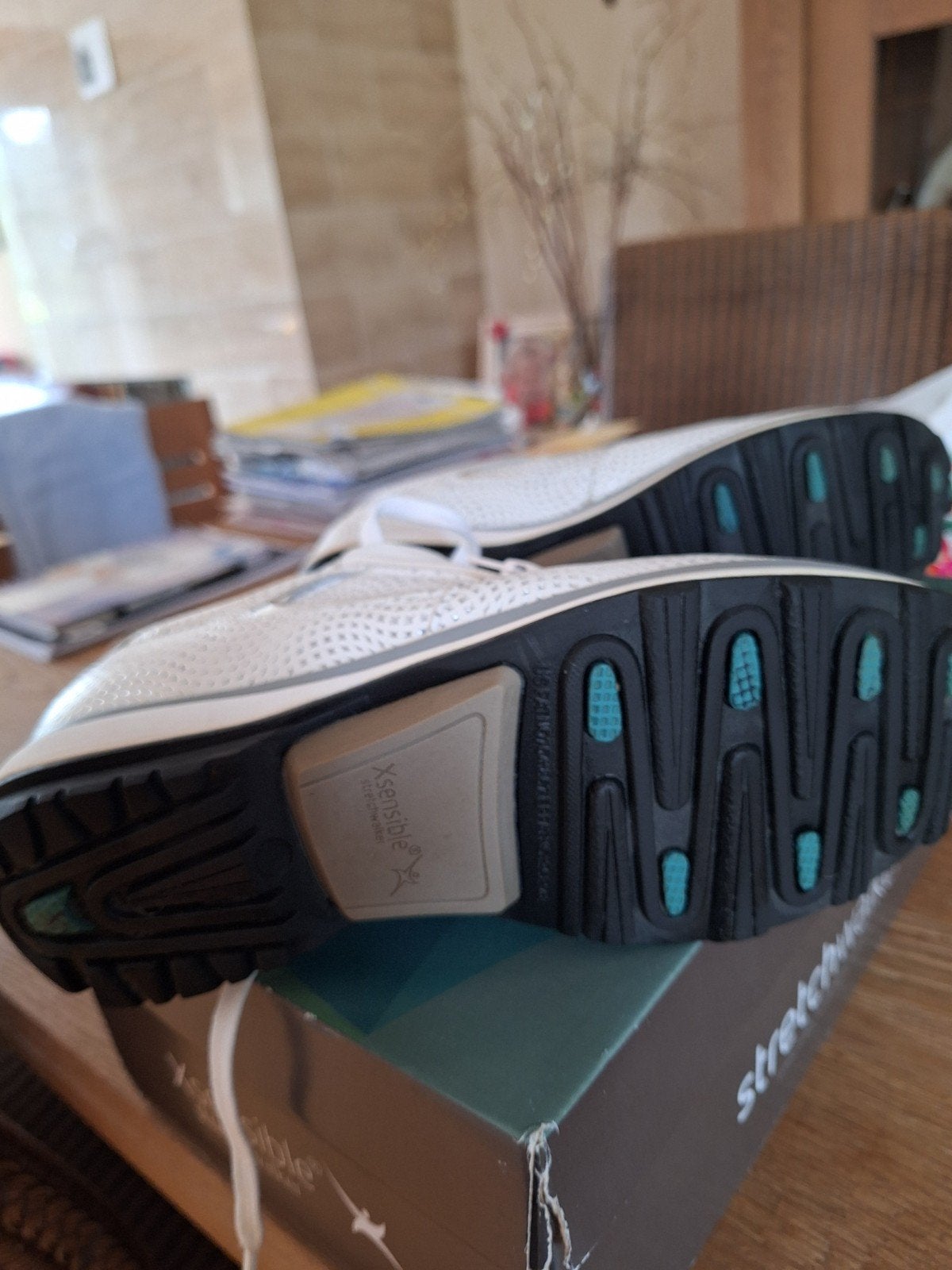 Xsensible strechwalker mt 38, Ophalen of Verzenden, Zo goed als nieuw, Sneakers of Gympen