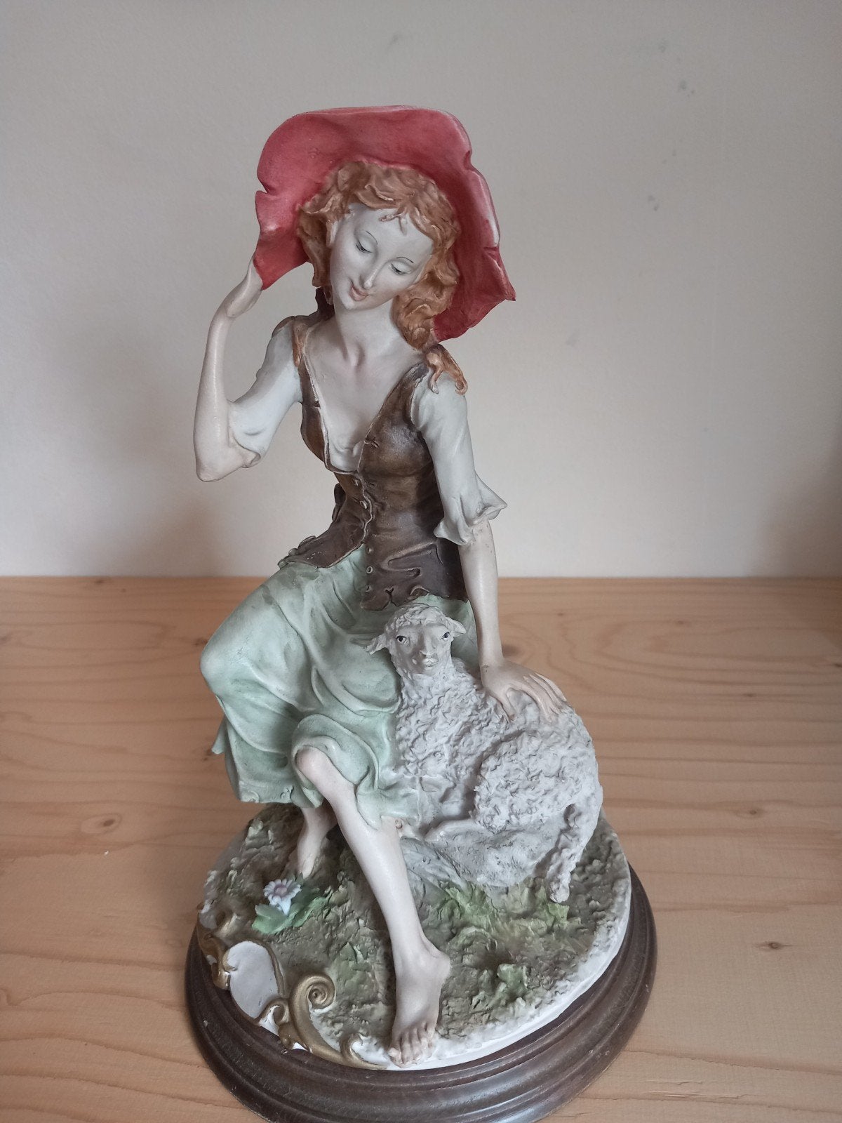 Origineel beeld herderin met lam- Guiseppe Armani( Capodimon, Antiek en Kunst, Ophalen