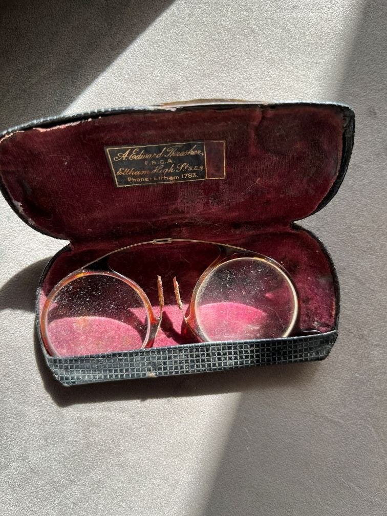 Antieke pince-nez bril met origineel etui, Verzamelen, Ophalen of Verzenden, Overige typen