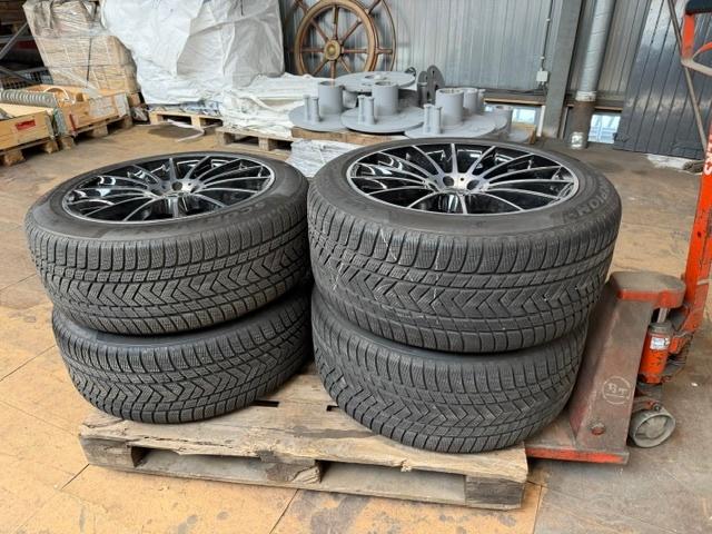 te koop voor Mercedes GLE - 21 inch velgen met winterbanden, Auto-onderdelen, Banden en Velgen, Ophalen, Gebruikt, Banden en Velgen