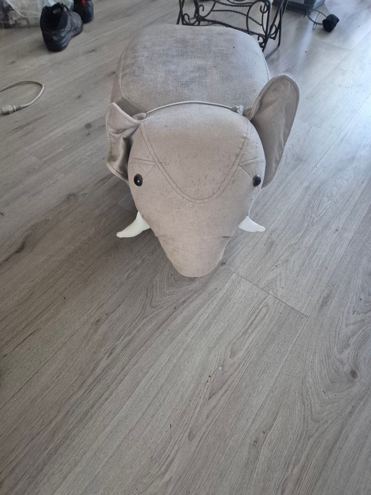 olifant zit poef grijs groot 110 kg, Ophalen of Verzenden, Overige vormen, 100 tot 125 cm, 100 tot 125 cm