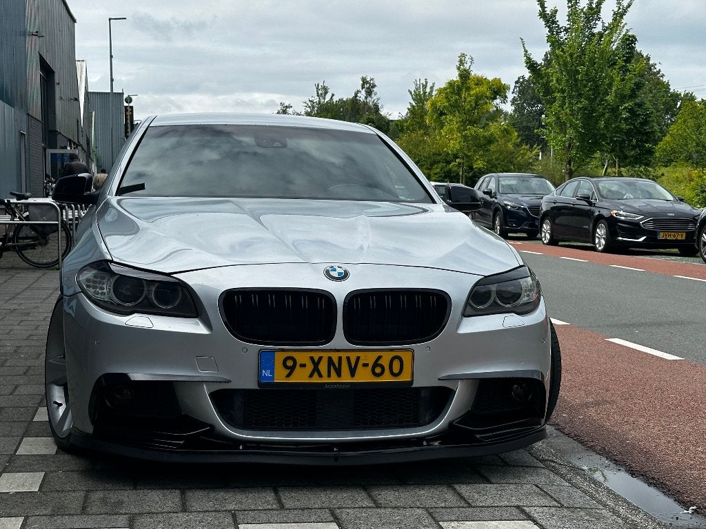 BMW 5-Serie 3.0 I 528 AUT 2010 Grijs, Auto's, BMW, Achterwielaandrijving, 2996 cc, Leder, Bruin