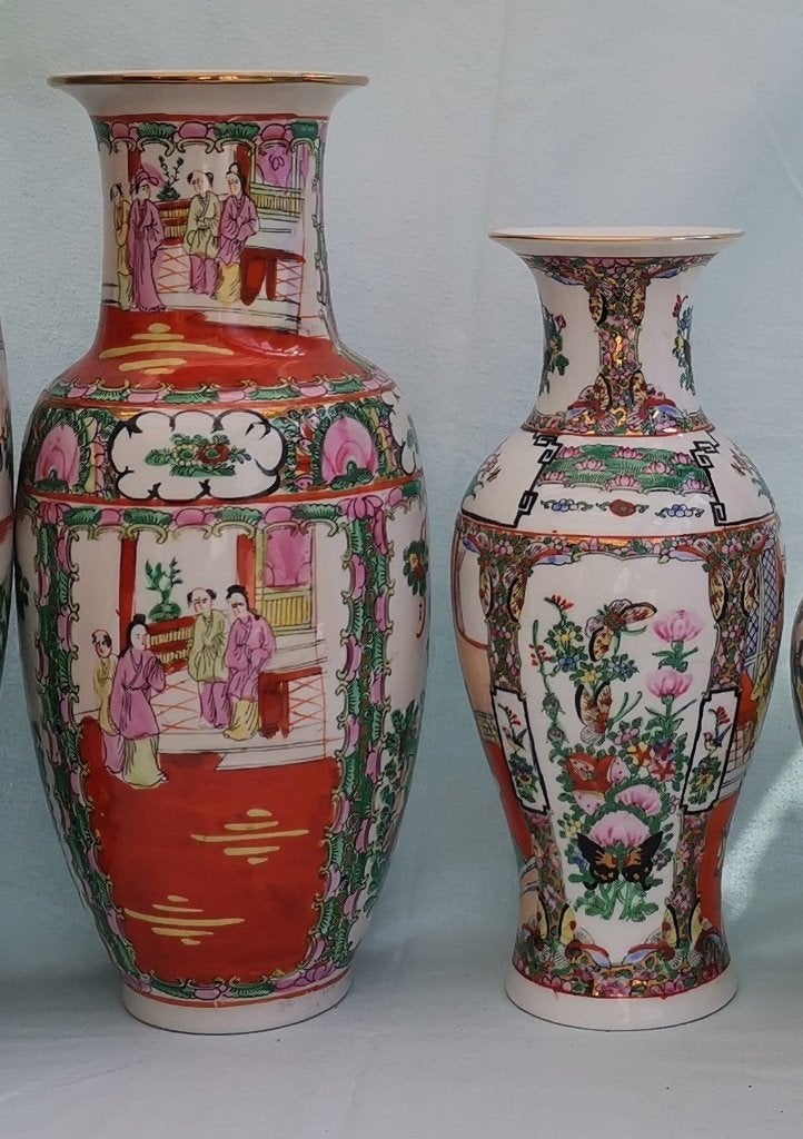 2 Chinese Vazen 1950 handbeschilderd Gedetailleerde Figuren, Ophalen of Verzenden