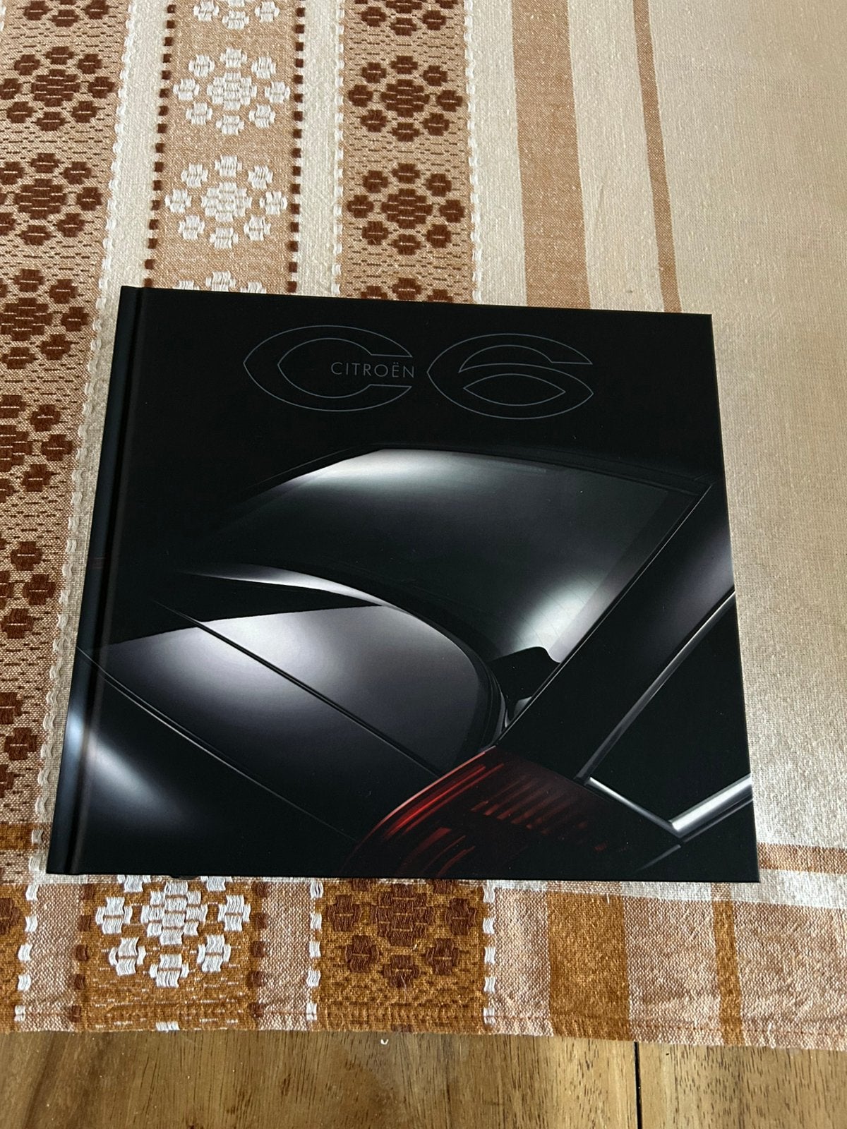 Gelimiteerde uitgave Citroën C6 boek, Ophalen of Verzenden, Citroën