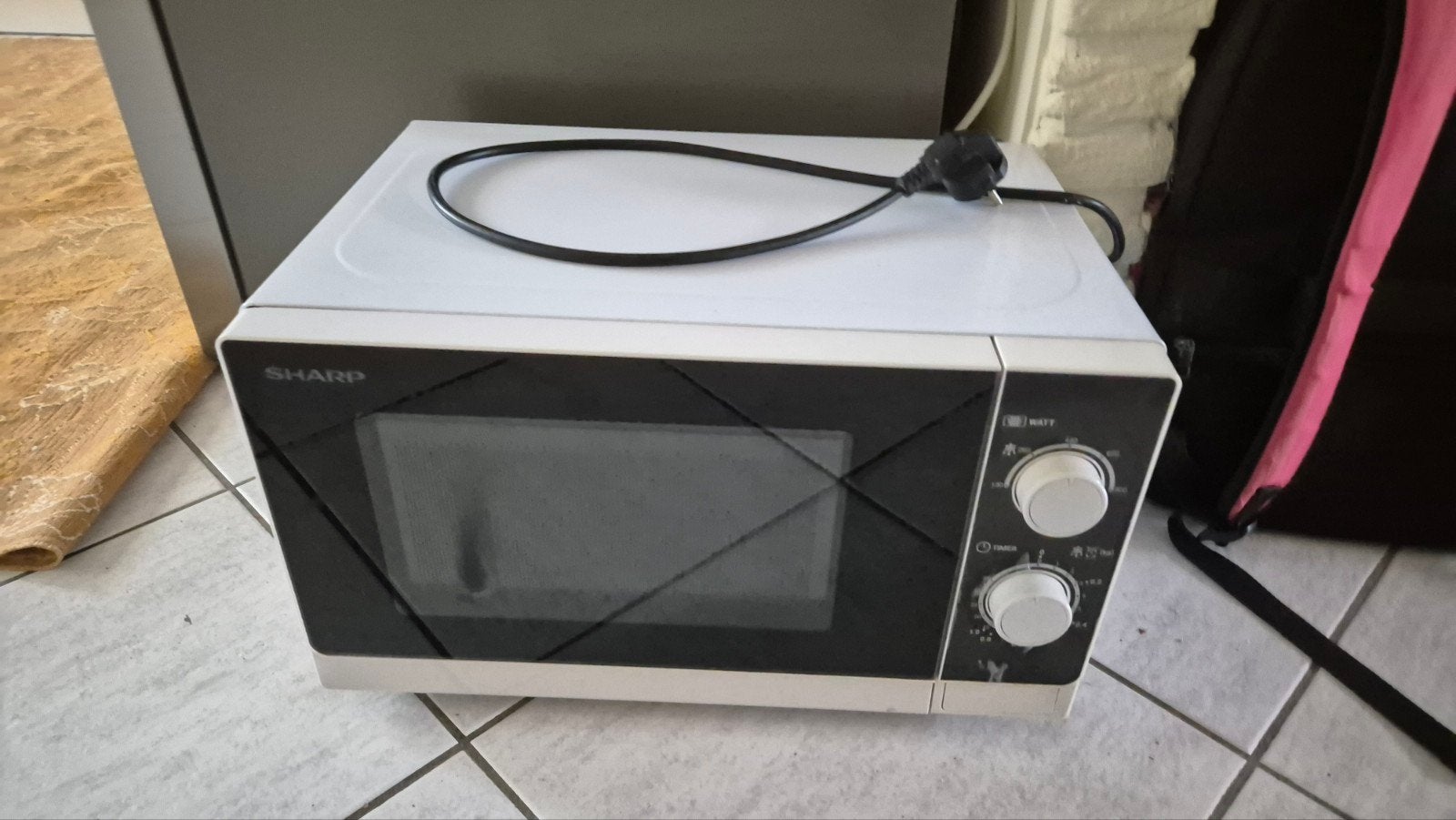 Goed werkende magnetron, Ophalen, Gebruikt