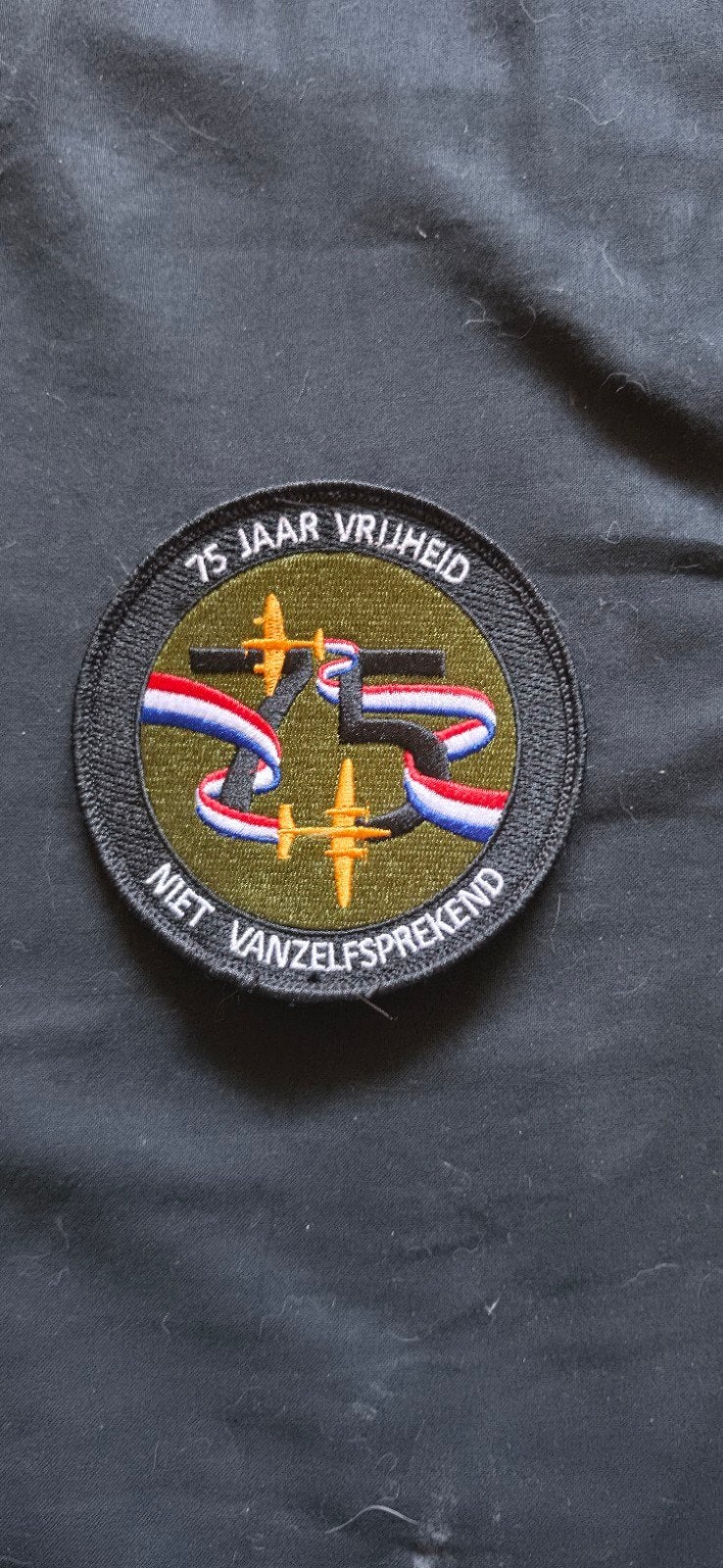75 Jaar Vrijheid patch RNLAF, Verzamelen, Ophalen of Verzenden, Luchtmacht, Nederland, Embleem of Badge