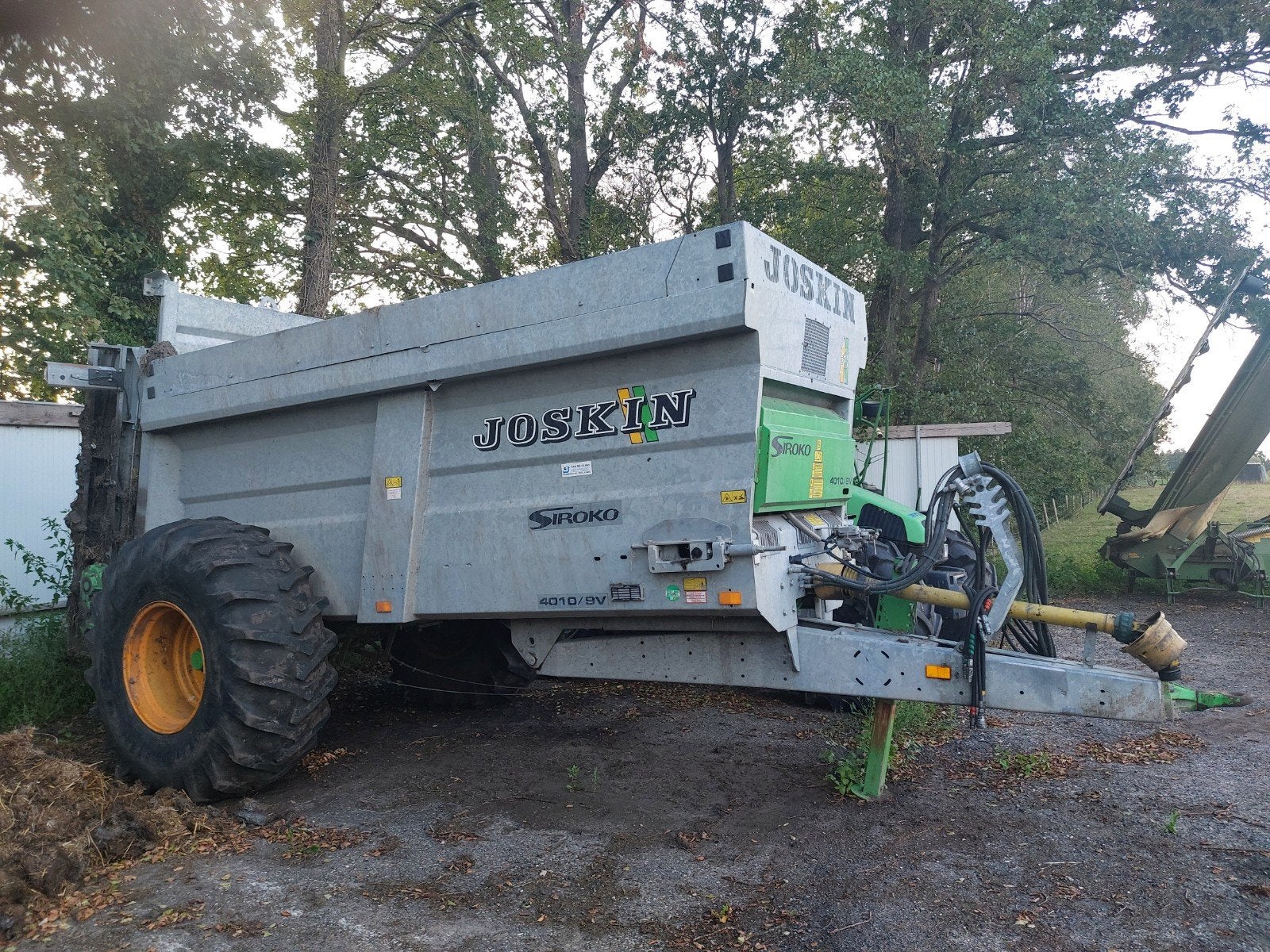 Joskin mestkar 9 ton, Zakelijke goederen, Ophalen