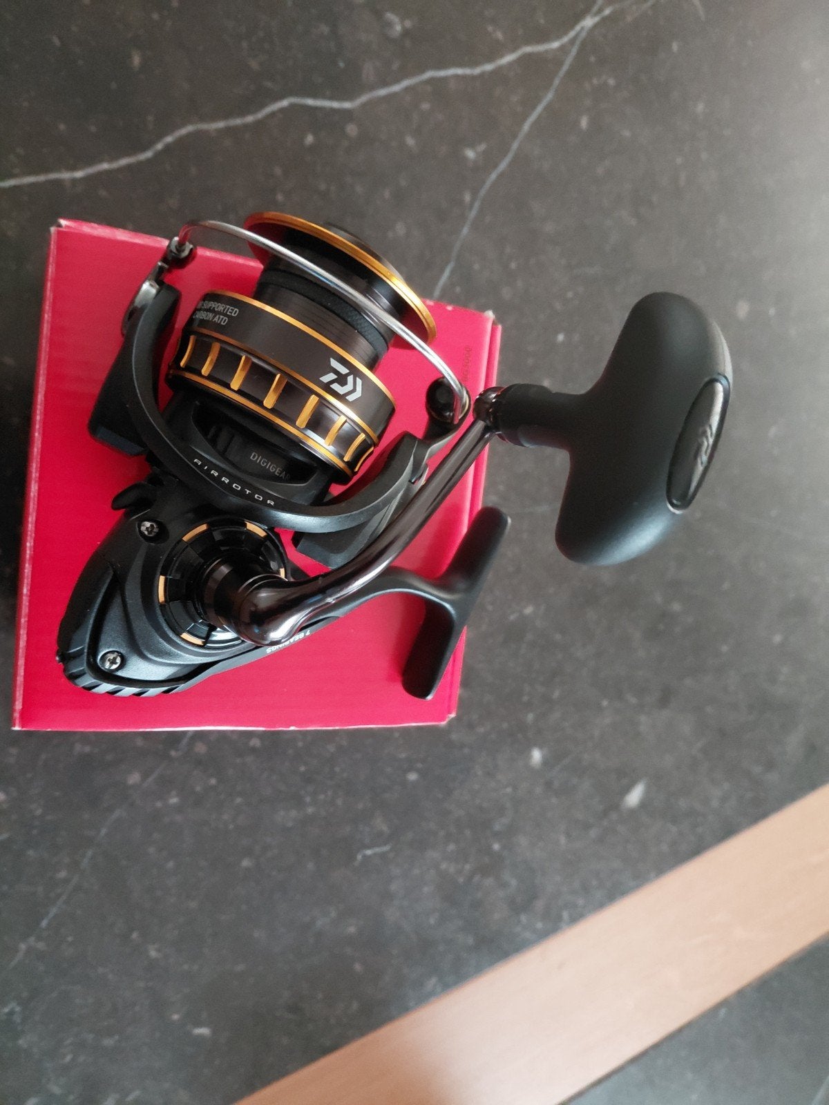 Daiwa BG 3000 Molen -, Watersport en Boten, Ophalen of Verzenden, Zo goed als nieuw, Molen