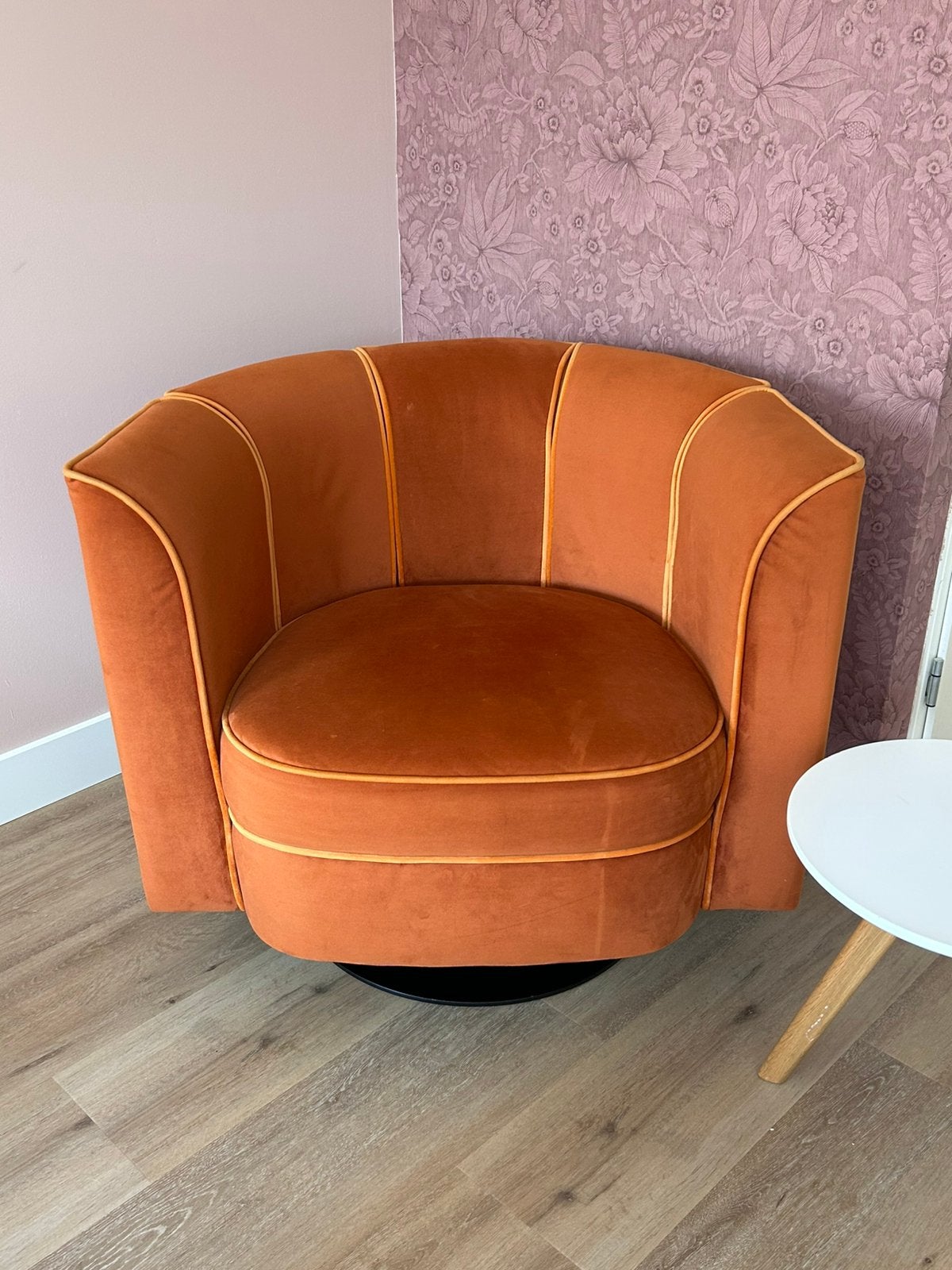 Dutchbone fauteuil Flower oranje, Ophalen, Minder dan 75 cm, Zo goed als nieuw, 75 tot 100 cm