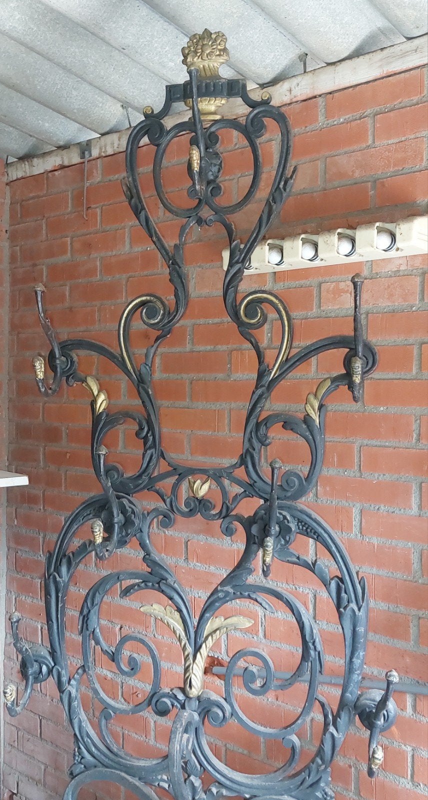 Porte manteau, Ophalen