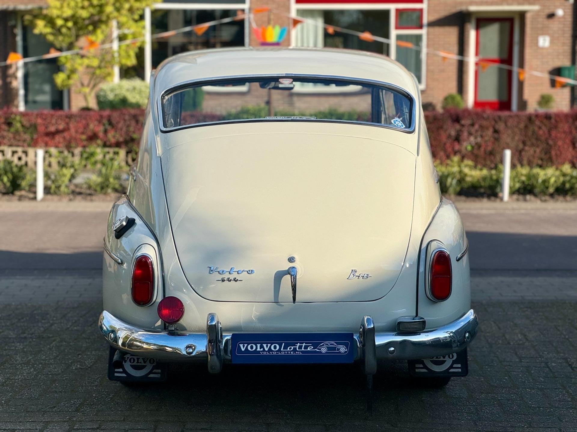 Volvo PV 544 gedocumenteerde restauratie, 28 jaar bij 1 eige, foto 8