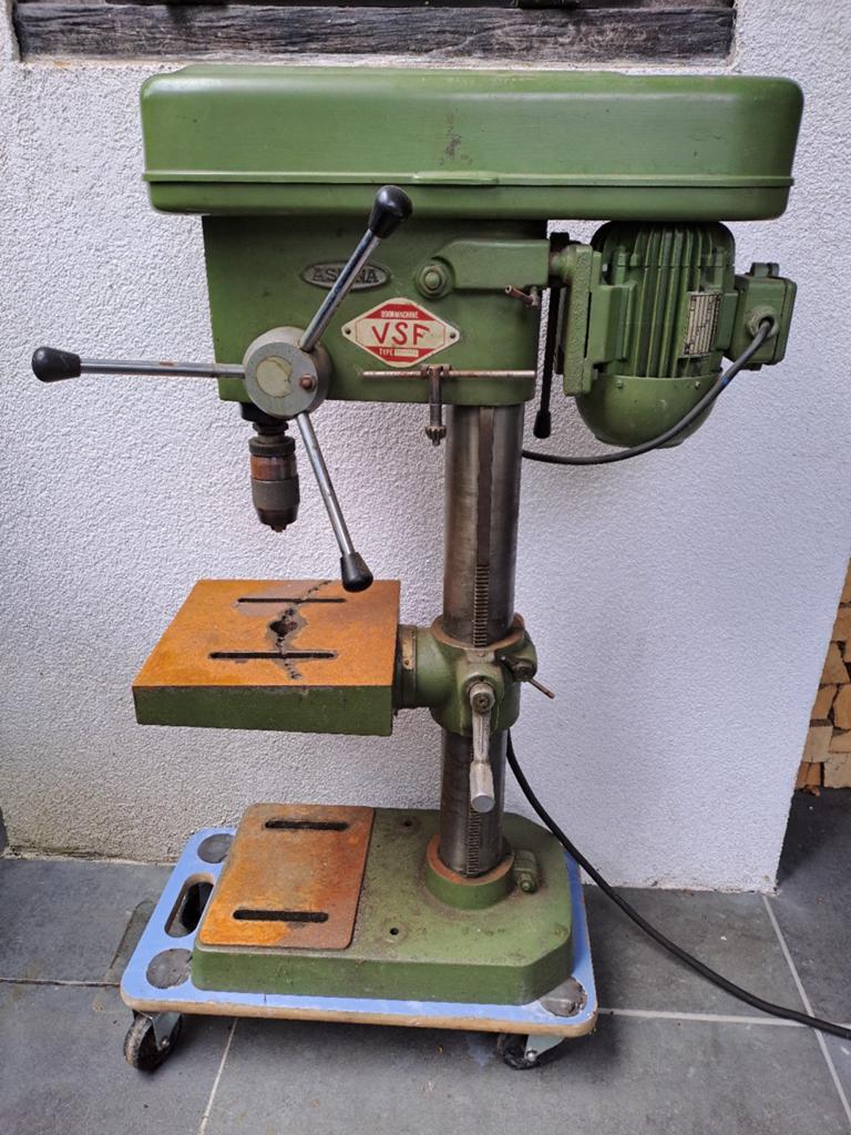 Ashina tafelboormachine, Ophalen of Verzenden, Gebruikt, Kolomboormachine