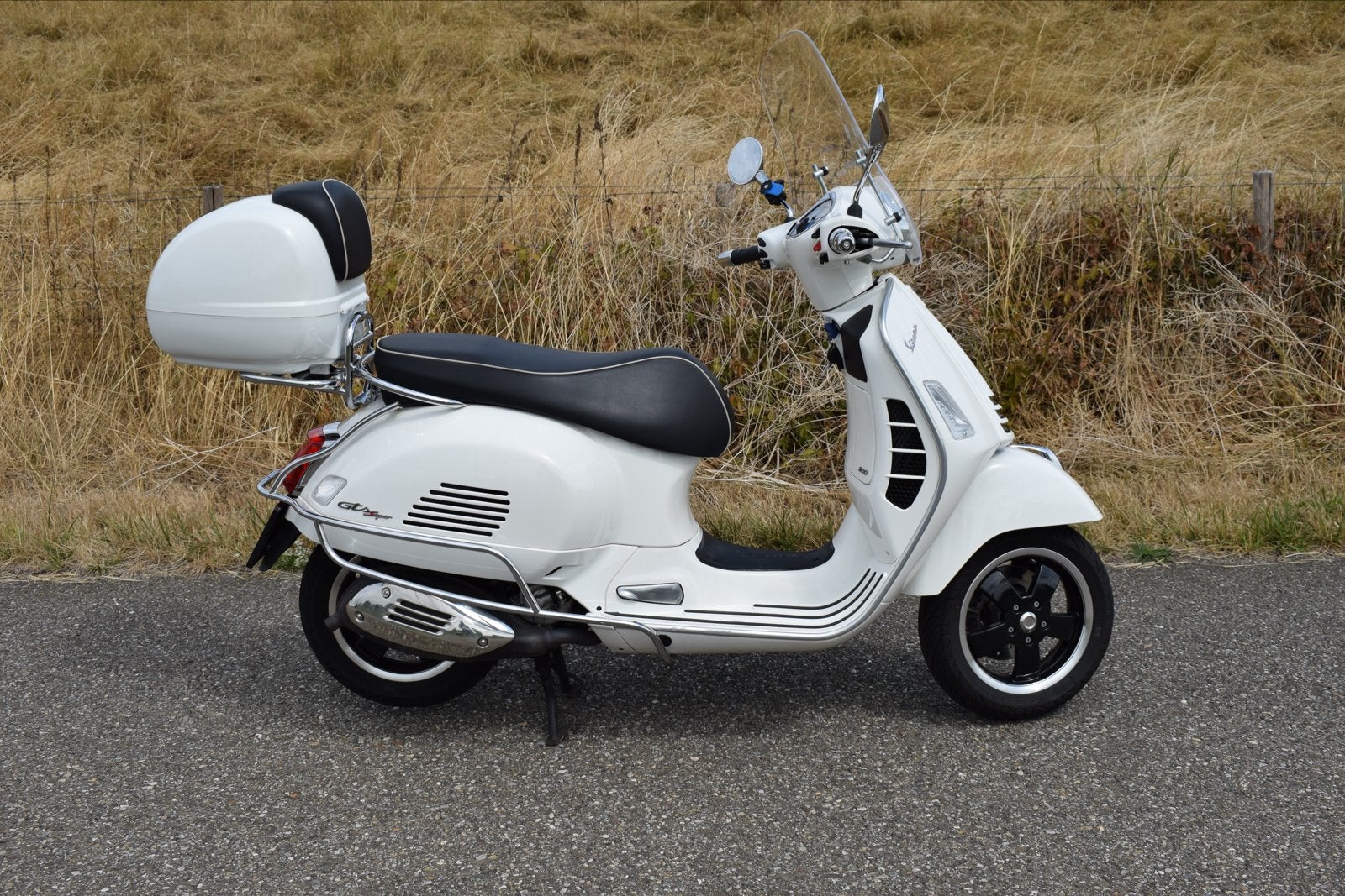 Vespa GTS 300 Motorscooter uit 2019, Ophalen, Gebruikt, Overige modellen, 300 cc