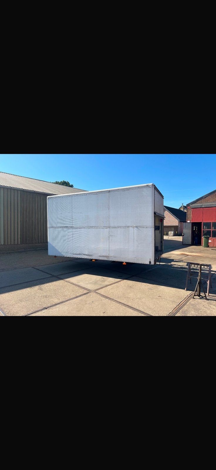 Polyester meubelbak 4,35 m + Dhollandia laadklep, Ophalen, Gebruikt, Iveco, Overige Auto-onderdelen