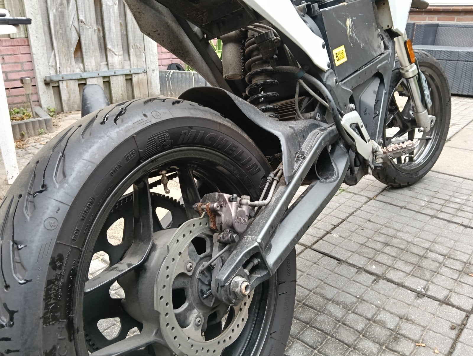 Zero fx s met schade aan linkerkant, Motoren, Ophalen, Gebruikt, Minimaal motorrijbewijs A2, Automaat