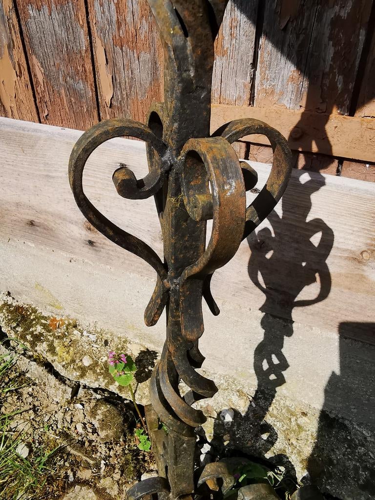 Brocante tuintafel gietijzeren barokke poot 85h 31br Miekje, Ophalen, Gebruikt, ., .