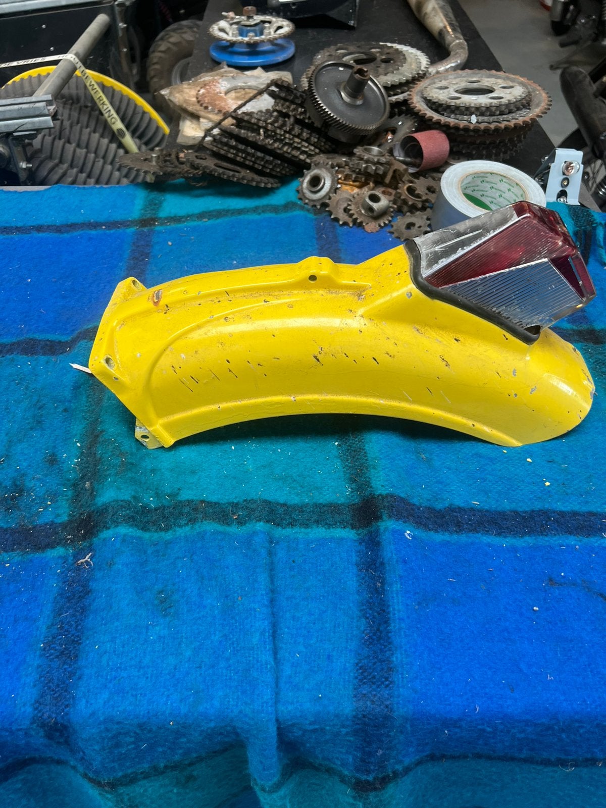 Zundapp spatbord met vaste sokkel, Fietsen en Brommers, Brommeronderdelen | Zundapp, Ophalen of Verzenden, Zo goed als nieuw, Frame