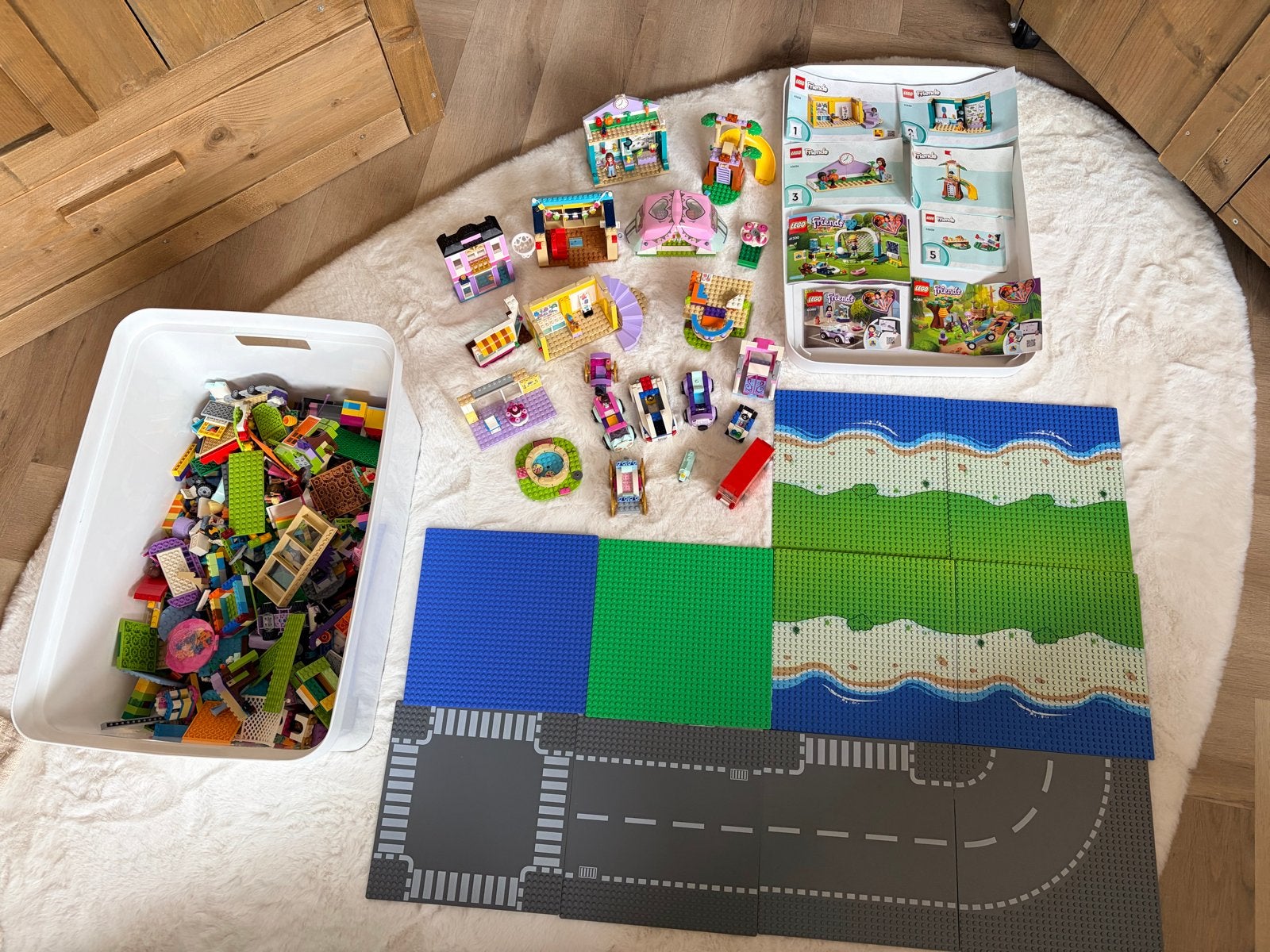 Grote partij LEGO Friends met grondplaten en instructies, Ophalen of Verzenden, Zo goed als nieuw, Overige merken