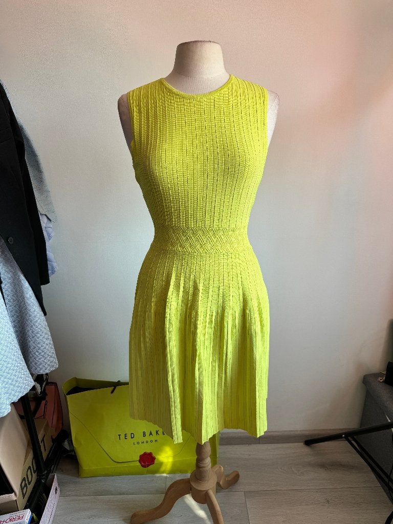 Ted Baker jurk maat 38 in felgeel, Maat 38/40 (M), Geel, Ophalen of Verzenden, Zo goed als nieuw