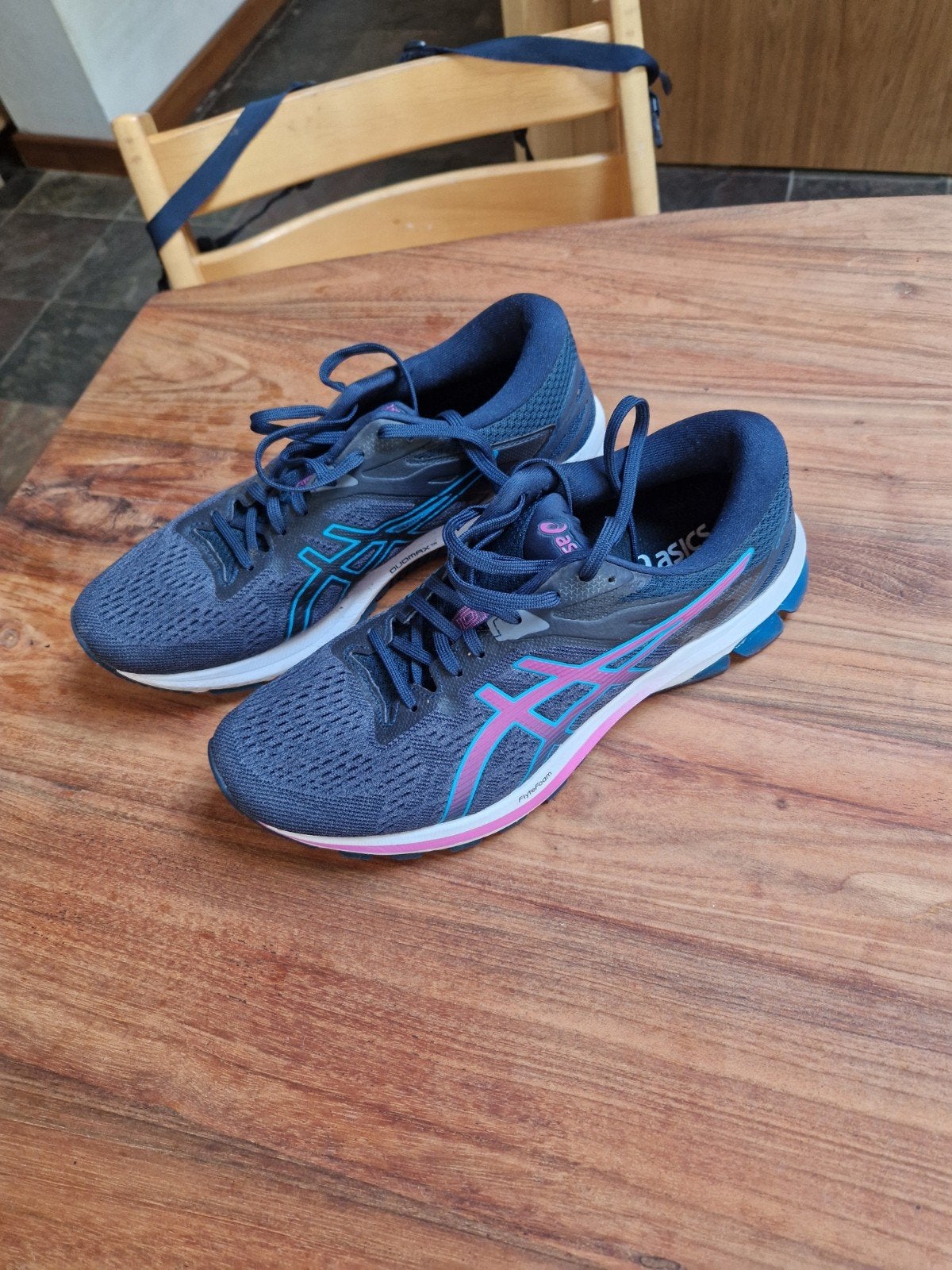 Hardloop schoenen dames, Ophalen of Verzenden, Zo goed als nieuw, Hardloopschoenen, Asics
