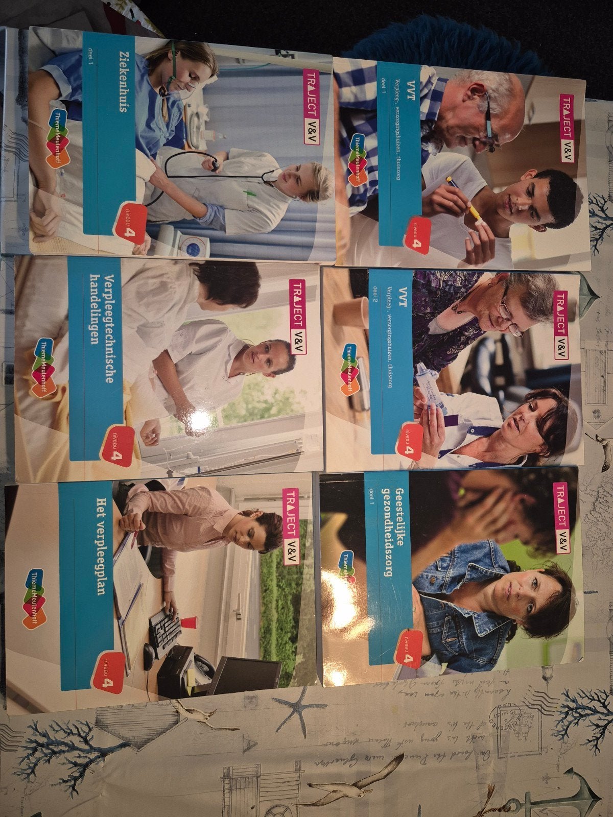 Medische boeken V&V Traject en meer - Compleet pakket, Ophalen of Verzenden, Gamma, Gelezen, MBO