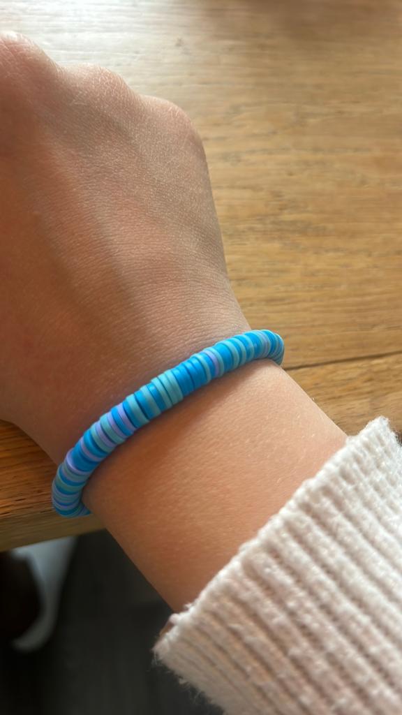 Armbandje, Ophalen of Verzenden, Zo goed als nieuw, Blauw, Overige materialen