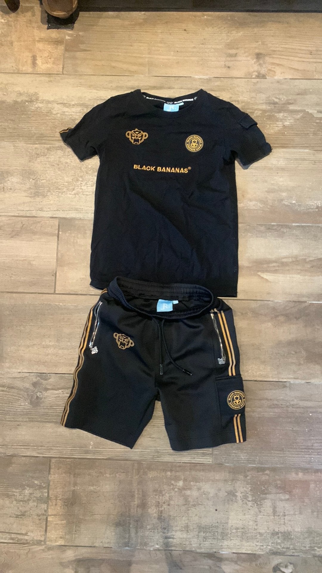 Black Bananas Setje Goud Maat 152 En Maat 140, Kleding | Heren, Ophalen of Verzenden, Gedragen, Overige maten