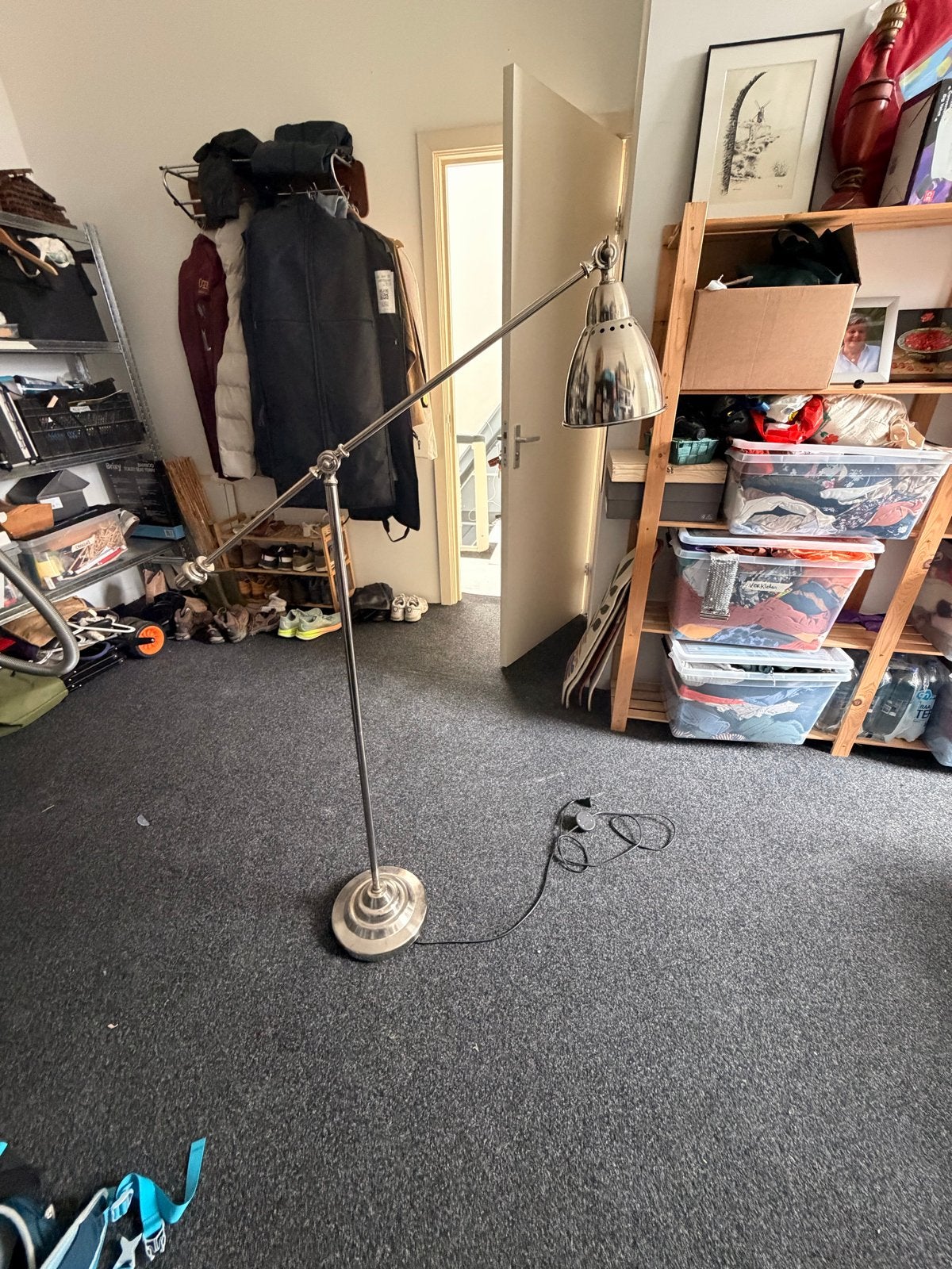 Gratis ikea staande lamp met verstelbare arm, Ophalen, Gebruikt, E27 (groot), Metaal