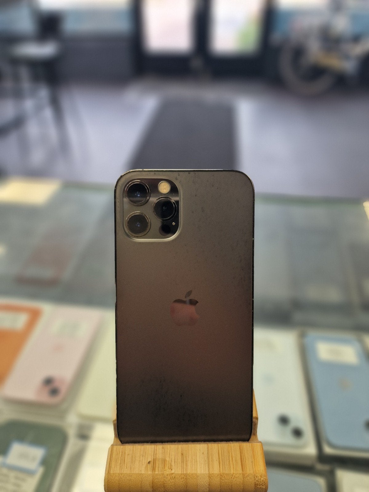 Foto 3 van Iphone 12 pro (128 gb)