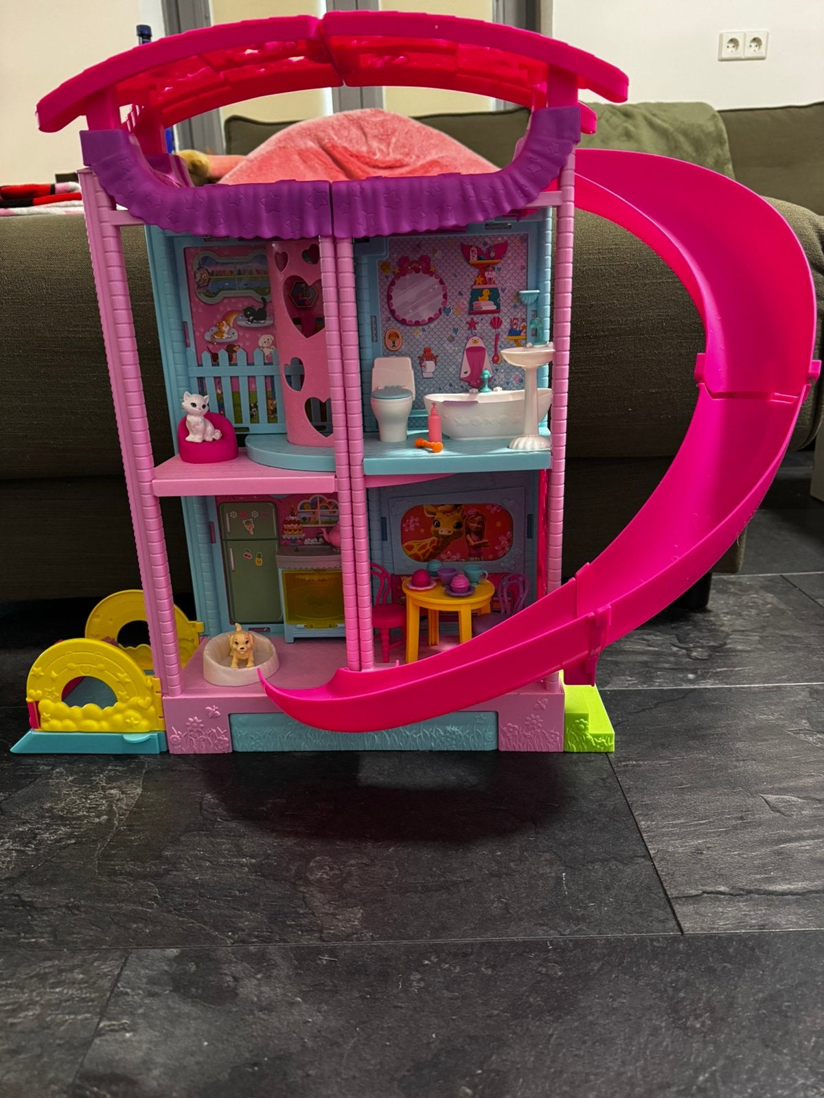 Barbie Chelsea Huis & Camper, Ophalen of Verzenden, Zo goed als nieuw, Poppenhuis