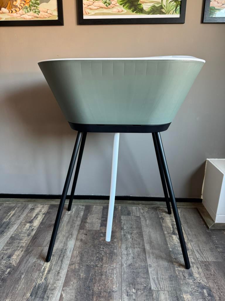 We-Too babybadje darkgreen/mat black, Ophalen, Zo goed als nieuw, Badje