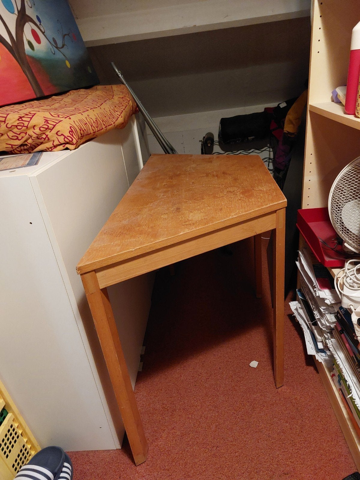 Tafel gratis ophalen, Huis en Inrichting, Slaapkamer | Nachtkastjes, Ophalen, Gebruikt, 65 cm of meer, 70 cm of meer