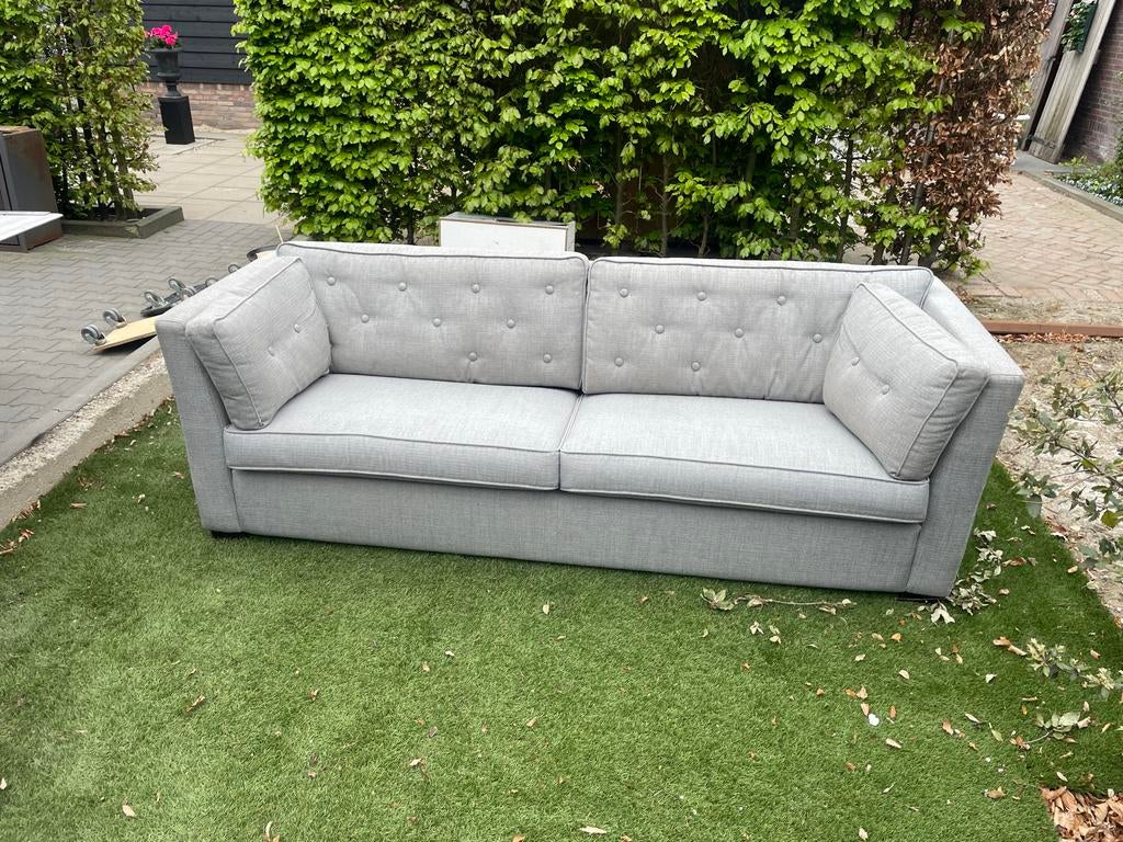 Comfortabele 4-persoons bank - Grijs stof, Gebruikt, 75 tot 100 cm, Ophalen of Verzenden, Rechte bank