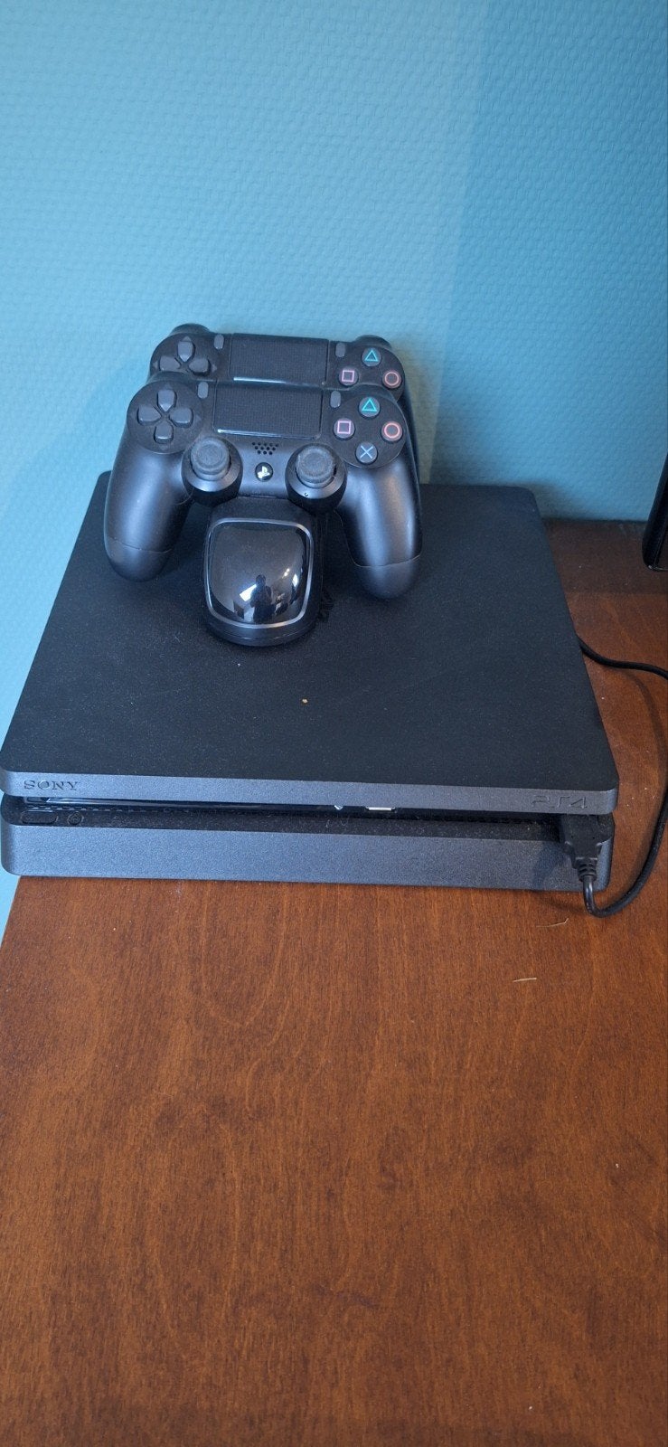 PS4 1TB  met 2 controllers en 9 games, Ophalen, Zo goed als nieuw, Met 2 controllers, Slim