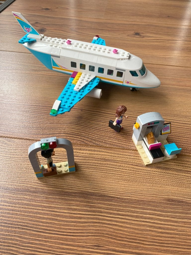 Lego Friends 41100 Heartlake Privéjet, Gebruikt, Lego, Friends, Ophalen of Verzenden