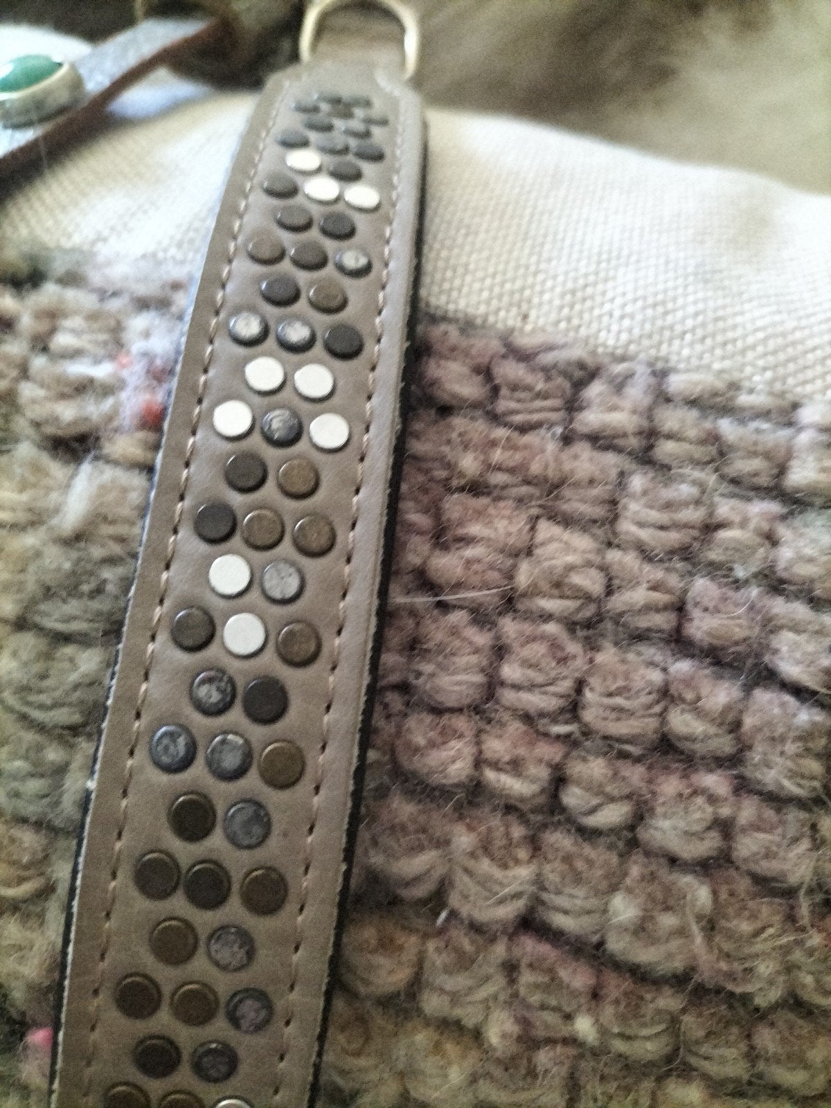 mooie halsband van Hunter met studs, Ophalen of Verzenden, Zo goed als nieuw, Zwart