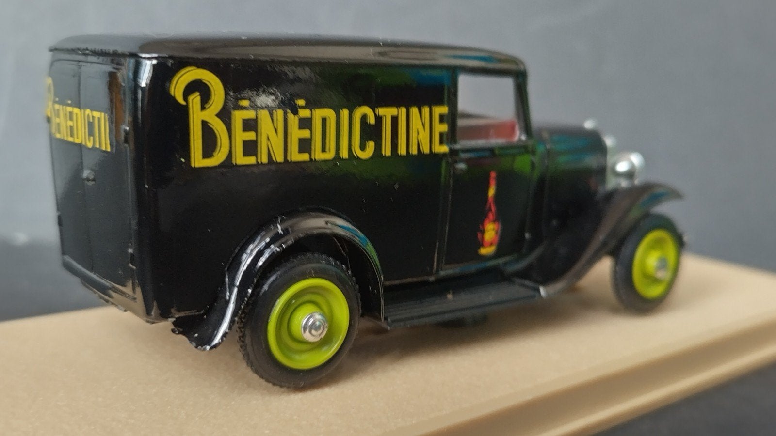 Citroen 500 Kgs 1934 Benedictine 1:43 Eligor Pol, Overige merken, Auto, Verzenden, .