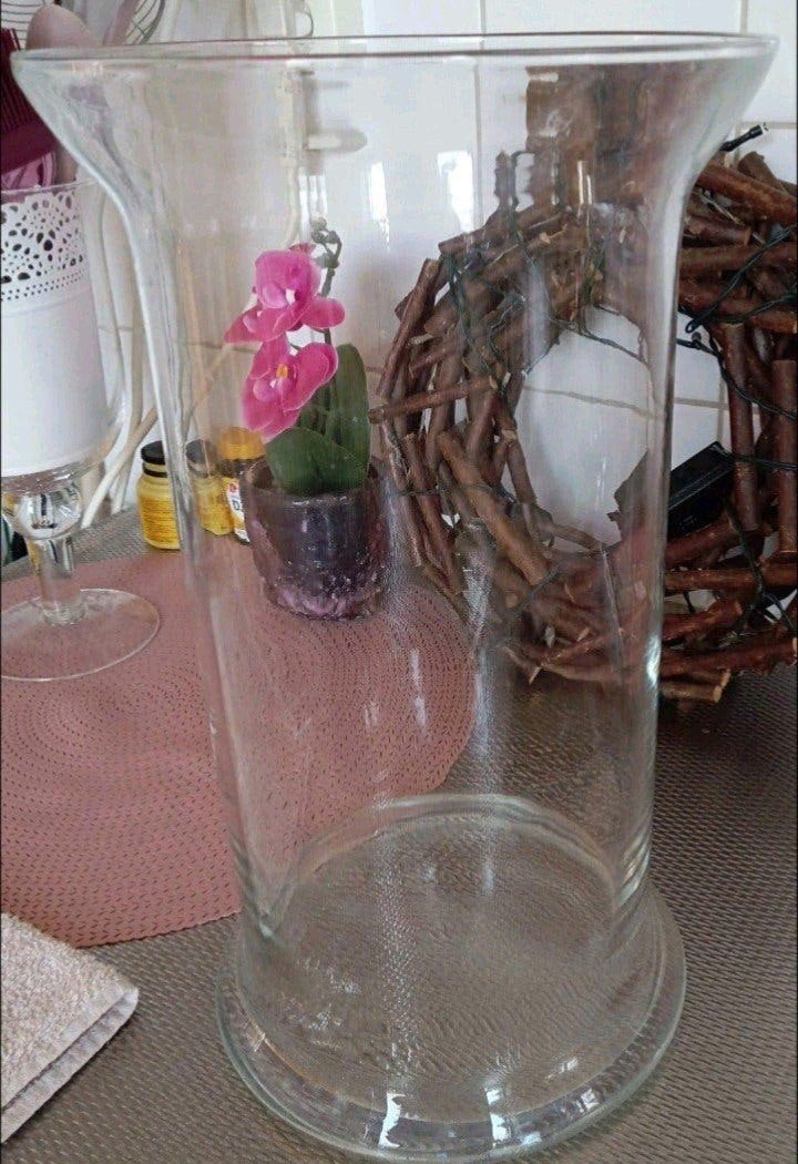 Grote glazen vaas.35 cm hoog,21cm breed, Huis en Inrichting, Woonaccessoires | Kunstplanten en Kunstbloemen, Glas, Ophalen, Zo goed als nieuw